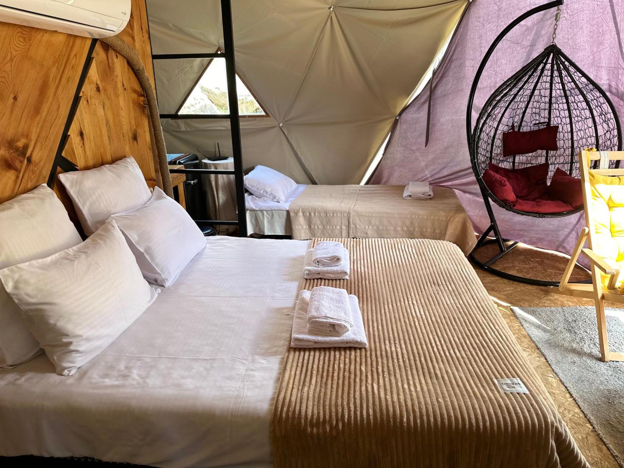 Vardzia Glamping Exterior foto